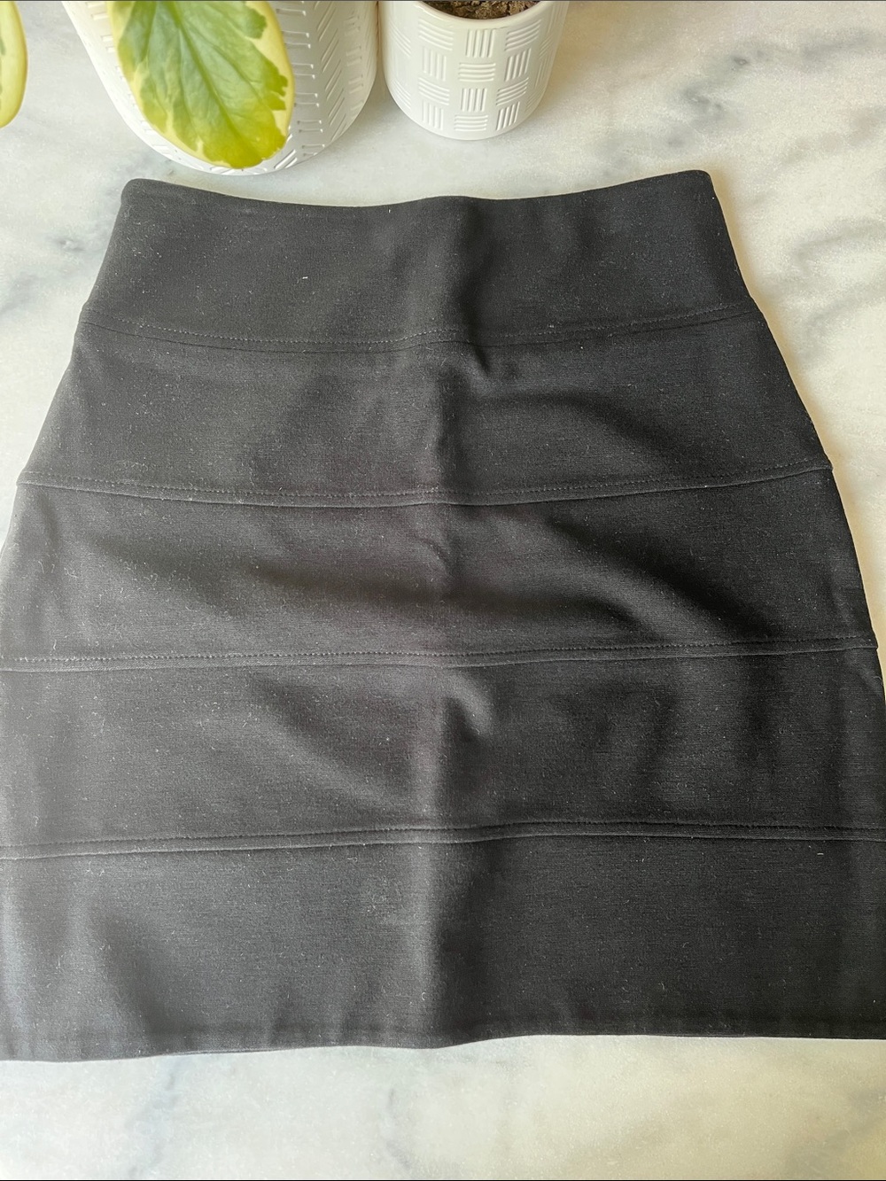 Aritzia Talula black skirt